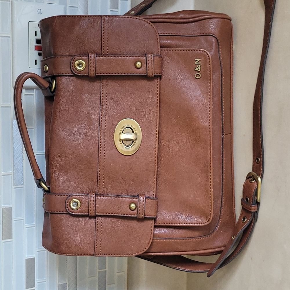 Leather handbag